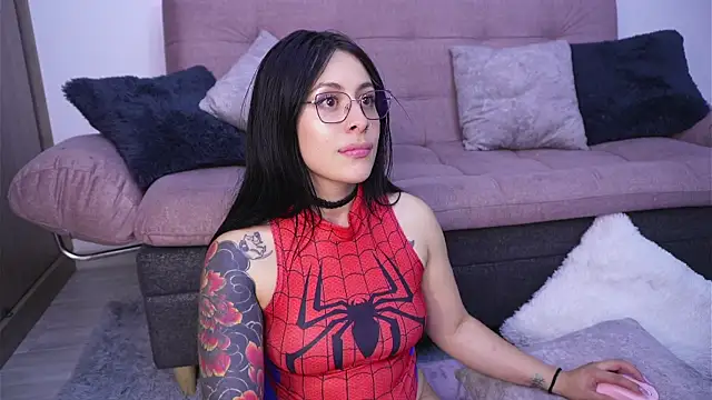 Snapshot of SophiieCumsx chatting on June 5, 6:52 am SophiieCumsx online show from June 5, 6:52 am