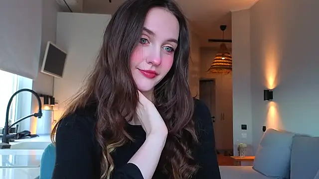 Snapshot of Lily_Land chatting on December 14, 6:19 am Lily Land online show from December 14, 6:19 am