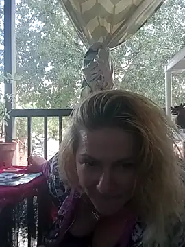 Goldenndoll online show from October 21, 5:02 pm