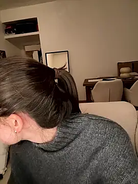 SophiiaStarr online show from January 8, 6:43 pm