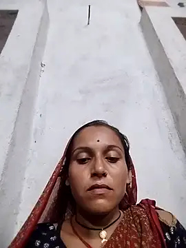 Snapshot of Sonam_shinde chatting on September 10, 3:56 pm Sonam shinde online show from September 10, 3:56 pm