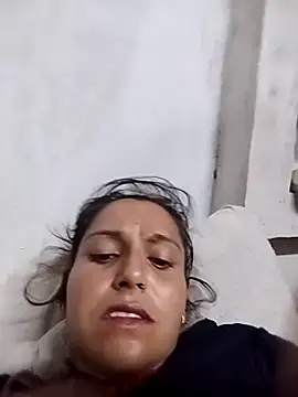 Snapshot of Sonam_shinde chatting on September 24, 9:40 pm Sonam shinde online show from September 24, 9:40 pm