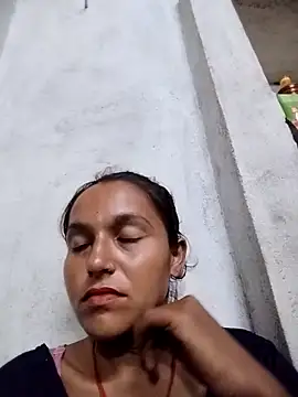 Snapshot of Sonam_shinde chatting on October 2, 5:31 pm Sonam shinde online show from October 2, 5:31 pm