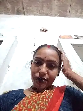 Snapshot of Sonam_shinde chatting on October 11, 4:05 pm Sonam shinde online show from October 11, 4:05 pm