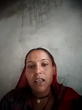 Snapshot of Sonam_shinde chatting on October 28, 9:24 am Sonam shinde online show from October 28, 9:24 am