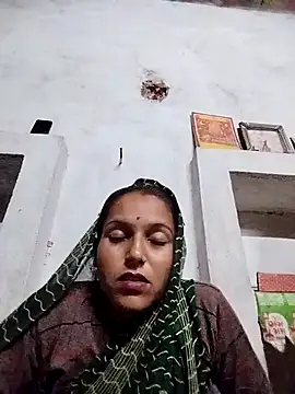 Snapshot of Sonam_shinde chatting on October 29, 10:33 pm Sonam shinde online show from October 29, 10:33 pm