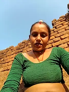 Snapshot of Sonam_shinde chatting on November 11, 10:04 am Sonam shinde online show from November 11, 10:04 am