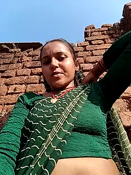 Snapshot of Sonam_shinde chatting on November 15, 9:17 am Sonam shinde online show from November 15, 9:17 am