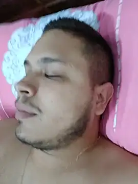 Alexboy022025 online show from November 13, 8:52 pm