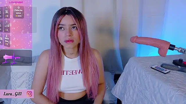 Snapshot of LaraGiil chatting on September 11, 12:38 pm LaraGiil online show from September 11, 12:38 pm