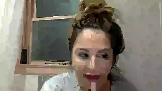 Snapshot of Boujeebonlyfan chatting on October 26, 12:38 am Boujeebonlyfan online show from October 26, 12:38 am