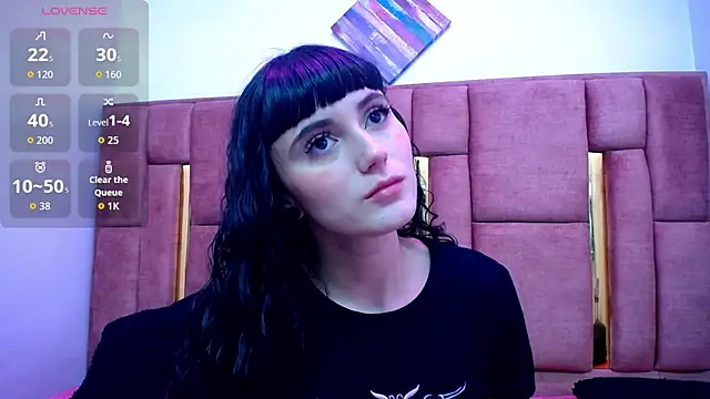 Snapshot of XBODTRIIPX chatting on November 12, 2:45 am XBODTRIIPX online show from November 12, 2:45 am