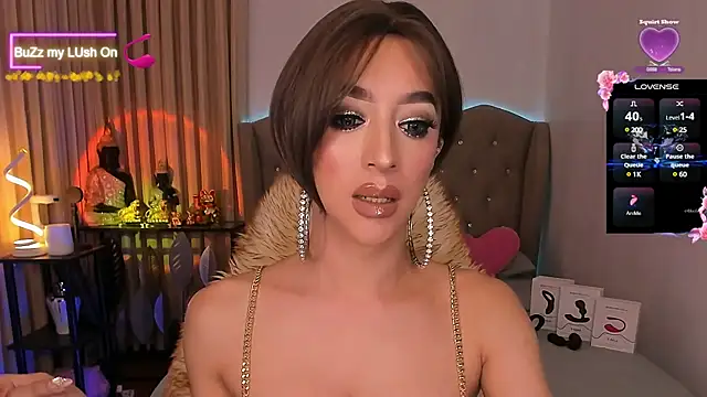 Dream Goddess online show from December 10, 8:40 am