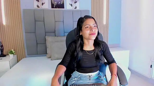 Snapshot of Mi4_Monroe chatting on September 24, 11:35 am Mi4 Monroe online show from September 24, 11:35 am