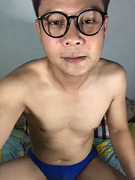 Snapshot of datnguyenvn chatting on February 13, 11:28 am datnguyenvn online show from February 13, 11:28 am