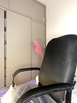 Snapshot of Charlottediolet chatting on September 9, 11:32 am Charlottediolet online show from September 9, 11:32 am