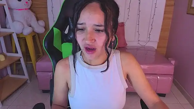 bella vibess s online show from February 23, 12:35 pm