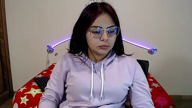 Snapshot of Valeryxs chatting on November 1, 7:49 pm Valeryxs online show from November 1, 7:49 pm