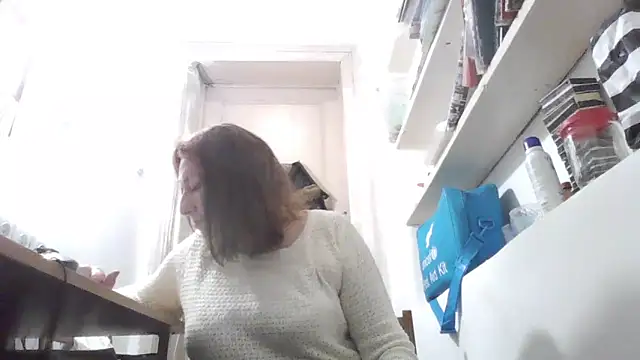 AnnaLive570 online show from March 11, 5:35 am