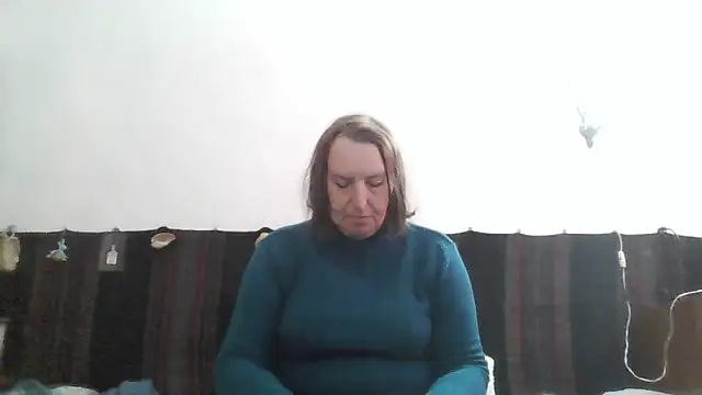 AnnaLive570 online show from April 9, 1:05 pm