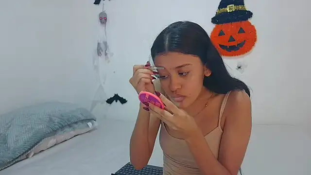 Snapshot of Sexy777Couple chatting on October 16, 9:05 pm Sexy777Couple online show from October 16, 9:05 pm