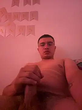 Snapshot of lonewolt chatting on June 14, 1:57 pm lonewolt online show from June 14, 1:57 pm