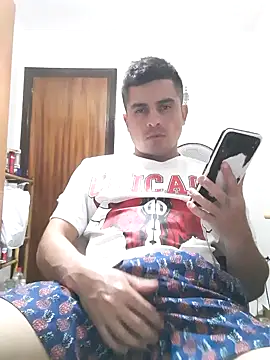 Snapshot of Andr3s69xxx chatting on September 22, 7:05 pm Andr3s69xxx online show from September 22, 7:05 pm