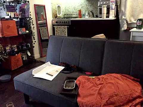 Snapshot of littyleesh1 chatting on January 5, 7:28 pm littyleesh1 online show from January 5, 7:28 pm