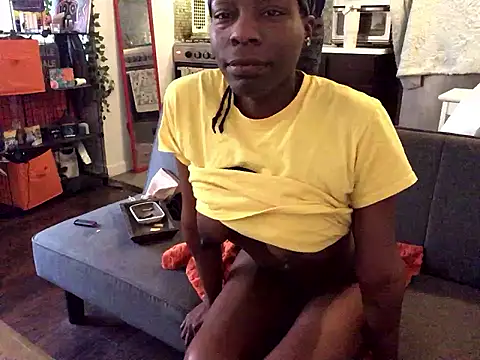 Snapshot of littyleesh1 chatting on January 16, 2:32 pm littyleesh1 online show from January 16, 2:32 pm