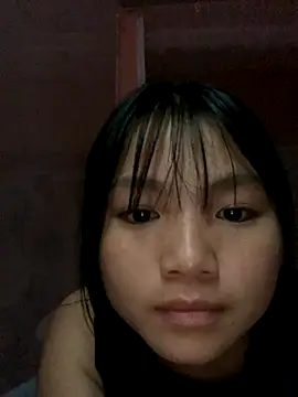 Emlyly-18 online show from October 6, 10:51 pm