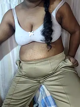 Snapshot of Angel_6531 chatting on April 9, 6:46 pm Angel 6531 online show from April 9, 6:46 pm
