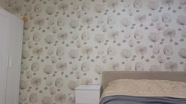 Snapshot of Annabel_theMoon chatting on November 25, 3:39 am Annabel theMoon online show from November 25, 3:39 am