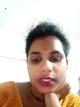 Snapshot of Km_shilpa chatting on October 3, 3:42 pm Km shilpa online show from October 3, 3:42 pm