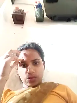 Snapshot of Km_shilpa chatting on November 13, 6:23 am Km shilpa online show from November 13, 6:23 am