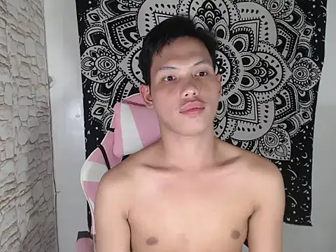 Snapshot of coxckydale chatting on October 12, 11:09 am coxckydale online show from October 12, 11:09 am