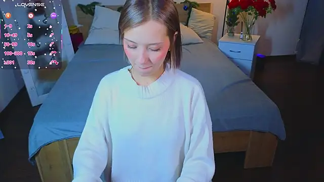 LumMina online show from December 22, 9:50 am