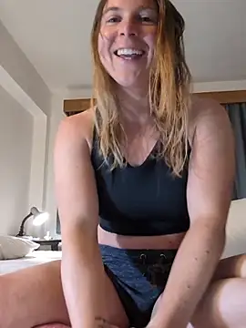 Snapshot of story_of_sarah chatting on May 10, 7:08 pm story of sarah online show from May 10, 7:08 pm