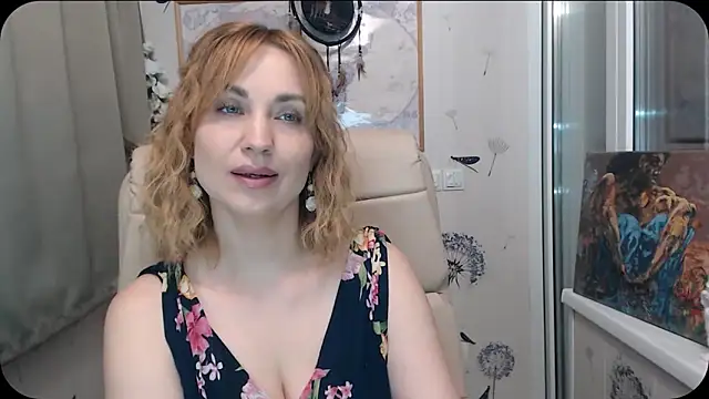 KatrinAlluring online show from March 26, 4:40 am