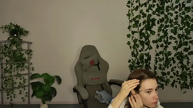 Yoka paradoXXX online show from September 17, 5:09 am