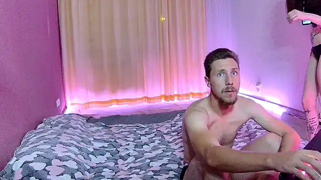 Snapshot of AsahyKourr chatting on October 5, 12:47 pm AsahyKourr online show from October 5, 12:47 pm