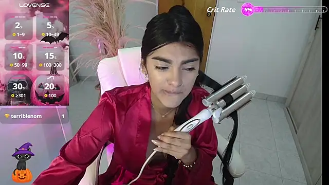 Snapshot of amarasilk_ chatting on October 21, 2:51 pm amarasilk online show from October 21, 2:51 pm