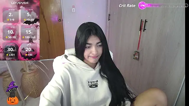 Snapshot of amarasilk_ chatting on October 30, 2:18 pm amarasilk online show from October 30, 2:18 pm