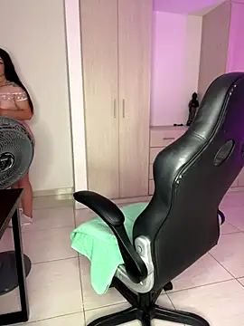 SofiaLust Eup online show from November 17, 3:45 am