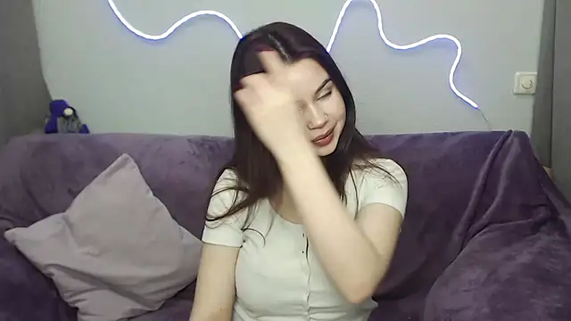 GloriyaDre online show from November 13, 5:50 am