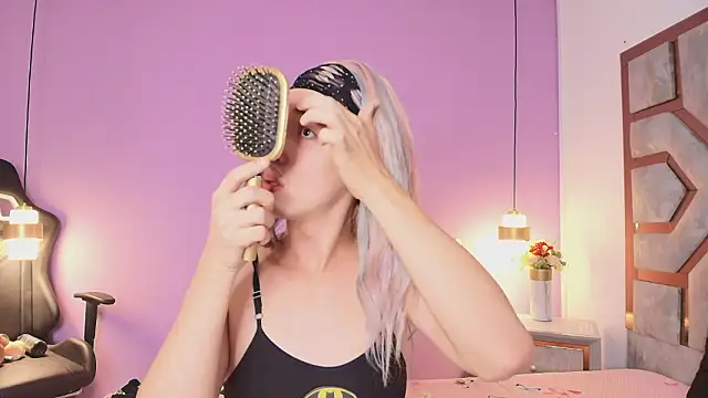 Electra Gosselin online show from February 22, 3:51 am