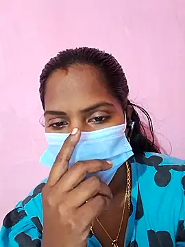 Snapshot of Tamil_Blackmoon chatting on September 15, 2:50 pm Tamil Blackmoon online show from September 15, 2:50 pm