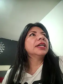 kinky momm online show from January 17, 6:33 pm