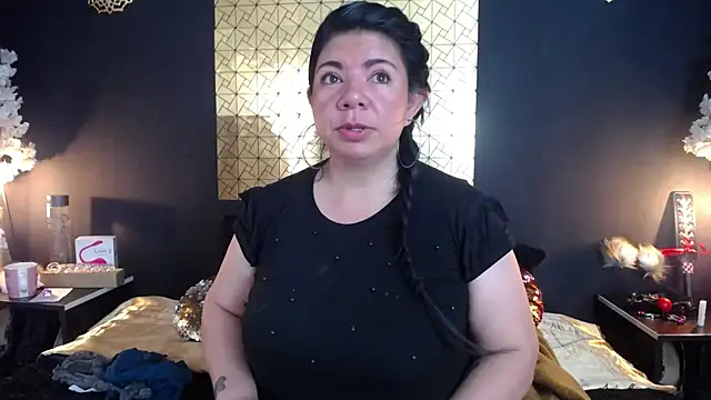 kinky momm online show from April 16, 3:02 pm