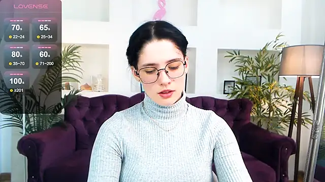 Charming Mysteriousss online show from April 19, 9:30 am