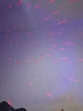 carolinerue online show from April 18, 11:27 pm